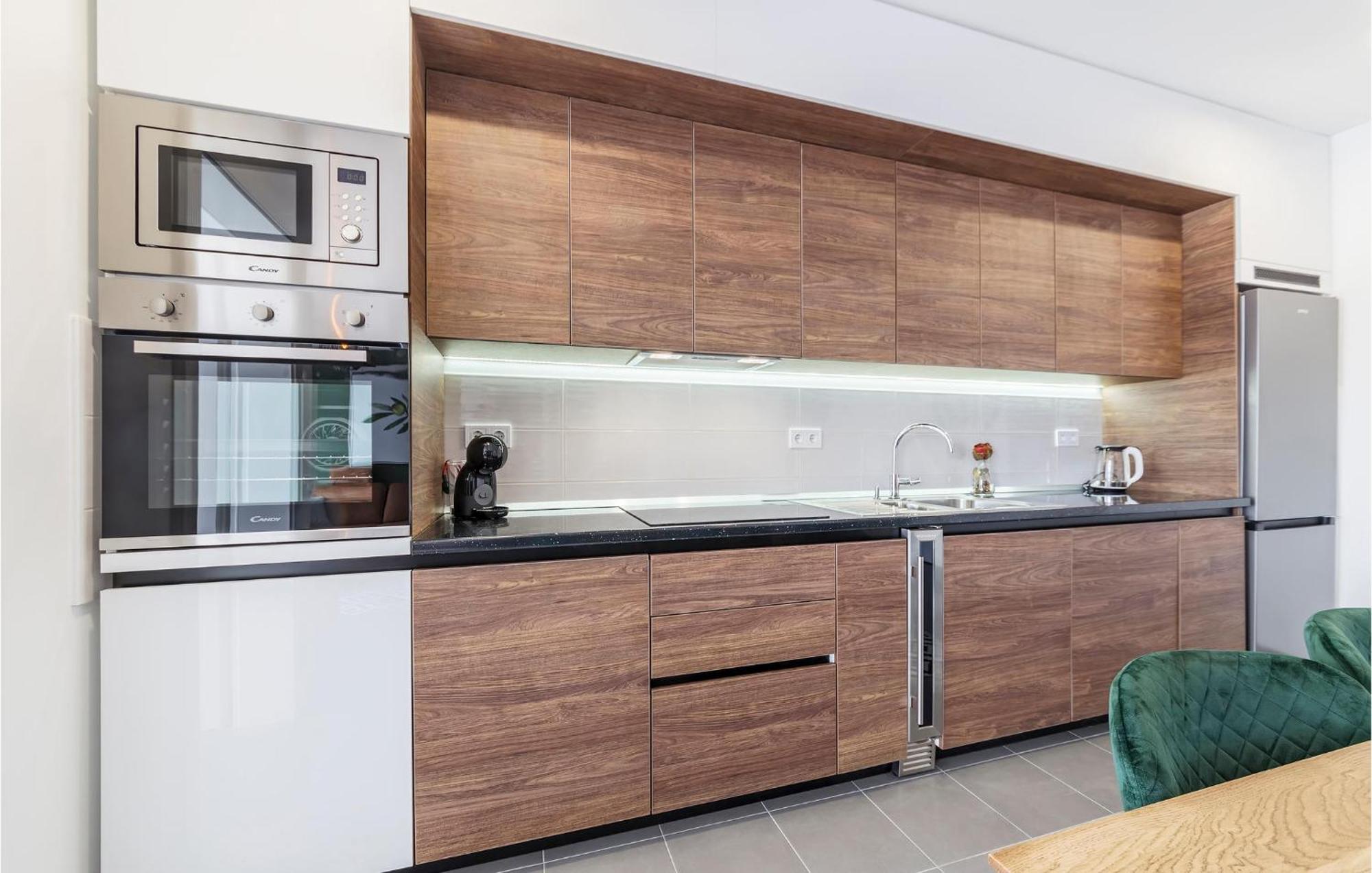 Amazing Apartment In Premantura With Kitchen Ngoại thất bức ảnh
